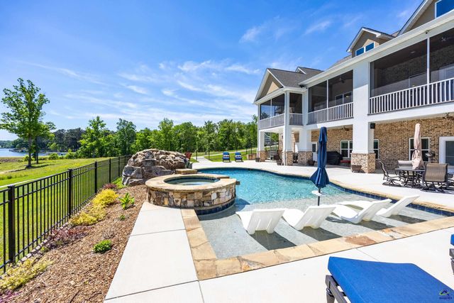 7287 Mosley Dixion Road, Macon, GA 31220