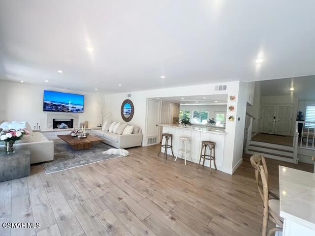 3328 Casino Drive, Thousand Oaks, CA 91362