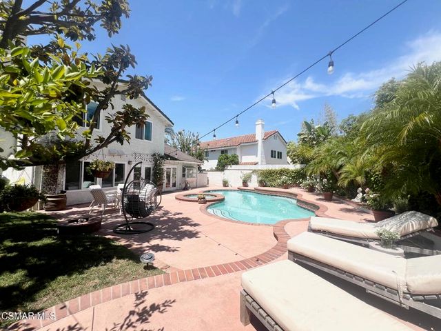 3328 Casino Drive, Thousand Oaks, CA 91362