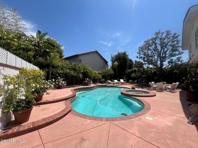 3328 Casino Drive, Thousand Oaks, CA 91362