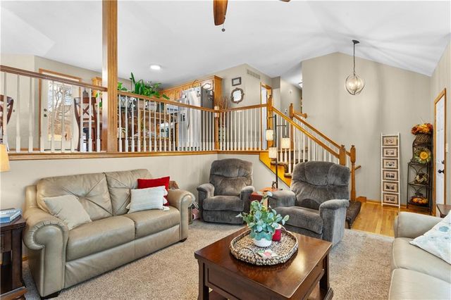 1220 SW Dakota Star Court, Grain Valley, MO 64029