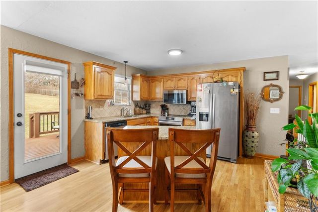 1220 SW Dakota Star Court, Grain Valley, MO 64029