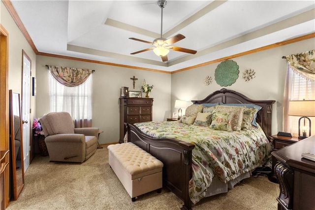 1220 SW Dakota Star Court, Grain Valley, MO 64029