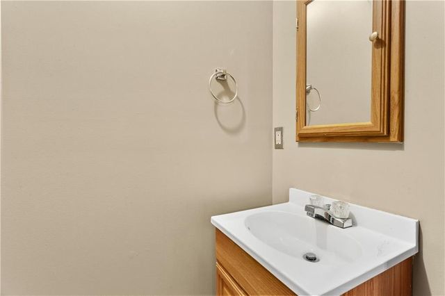 1220 SW Dakota Star Court, Grain Valley, MO 64029