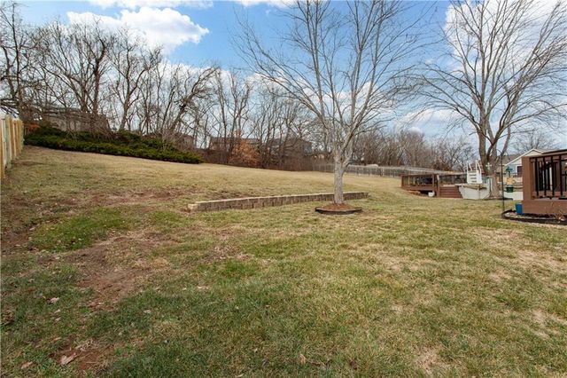 1220 SW Dakota Star Court, Grain Valley, MO 64029