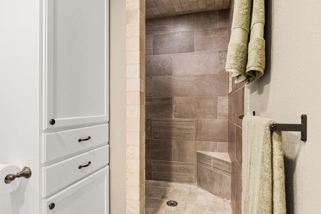 5137 Lake Placid Place, Waco, TX 76710