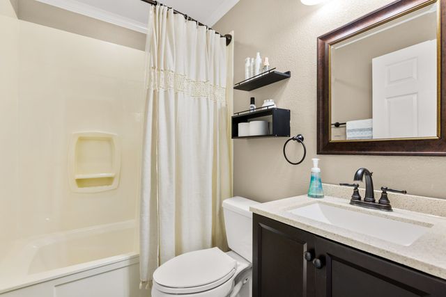 5137 Lake Placid Place, Waco, TX 76710