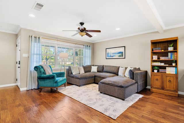 5137 Lake Placid Place, Waco, TX 76710