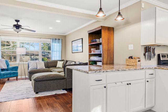 5137 Lake Placid Place, Waco, TX 76710