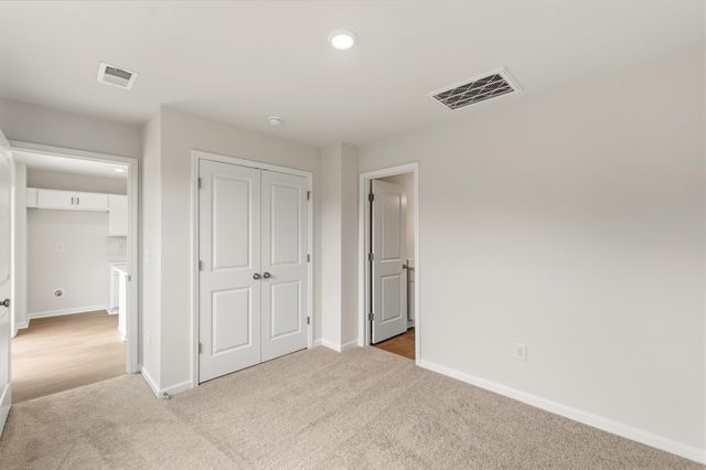 134 Cloverfield Lane, Spartanburg, SC 29303