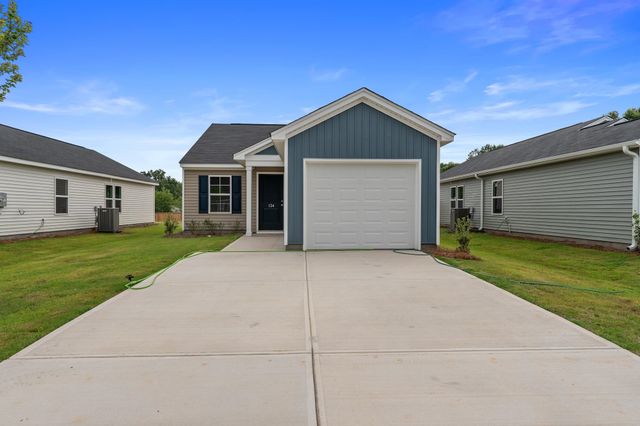 134 Cloverfield Lane, Spartanburg, SC 29303