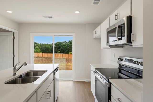 134 Cloverfield Lane, Spartanburg, SC 29303