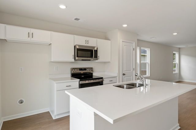 134 Cloverfield Lane, Spartanburg, SC 29303