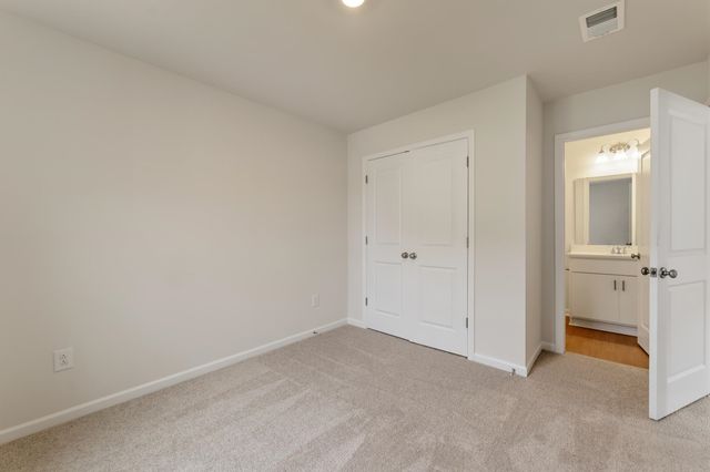 134 Cloverfield Lane, Spartanburg, SC 29303