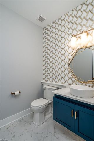 107 William Storrs RD, Yorktown, VA 23693