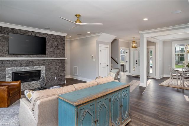 107 William Storrs RD, Yorktown, VA 23693