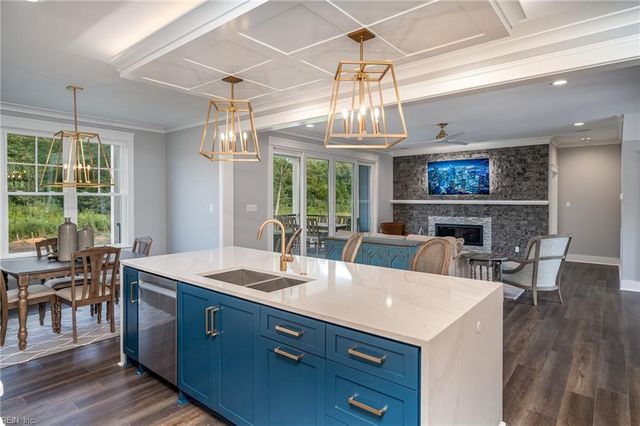 107 William Storrs RD, Yorktown, VA 23693