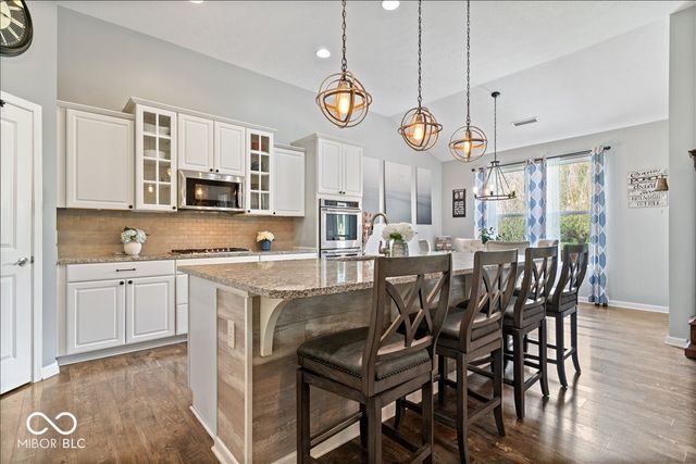 15830 Oakhurst Lane, Fishers, IN 46040