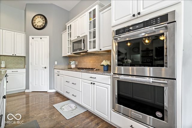 15830 Oakhurst Lane, Fishers, IN 46040