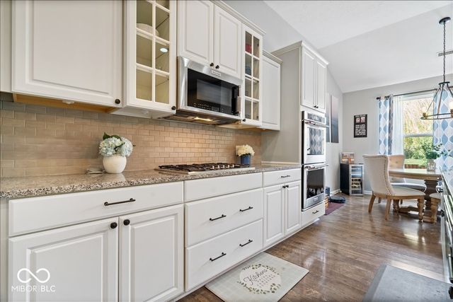 15830 Oakhurst Lane, Fishers, IN 46040