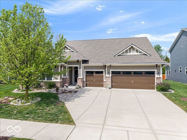 15830 Oakhurst Lane, Fishers, IN 46040