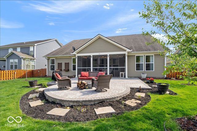15830 Oakhurst Lane, Fishers, IN 46040