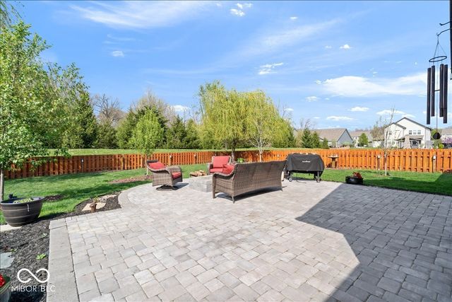 15830 Oakhurst Lane, Fishers, IN 46040