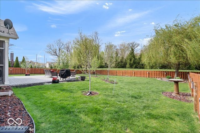 15830 Oakhurst Lane, Fishers, IN 46040