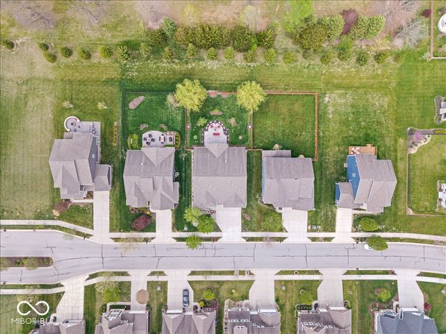 15830 Oakhurst Lane, Fishers, IN 46040