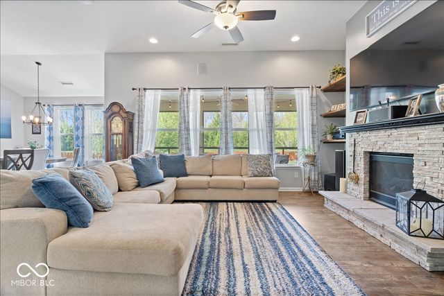 15830 Oakhurst Lane, Fishers, IN 46040