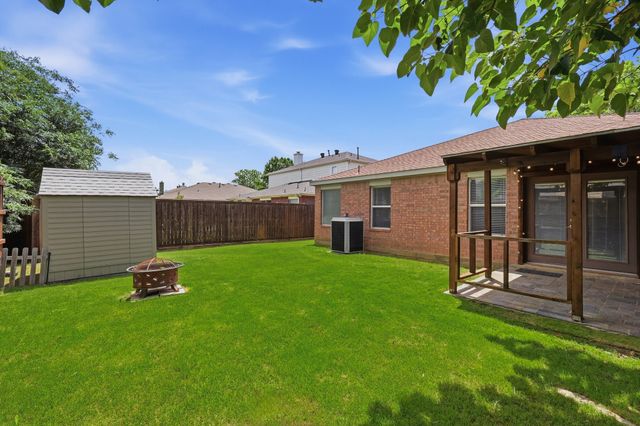2437 Texoma Drive, Little Elm, TX 75068