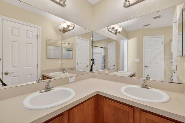 1088 BRENTON MANOR DRIVE, Winter Haven, FL 33881