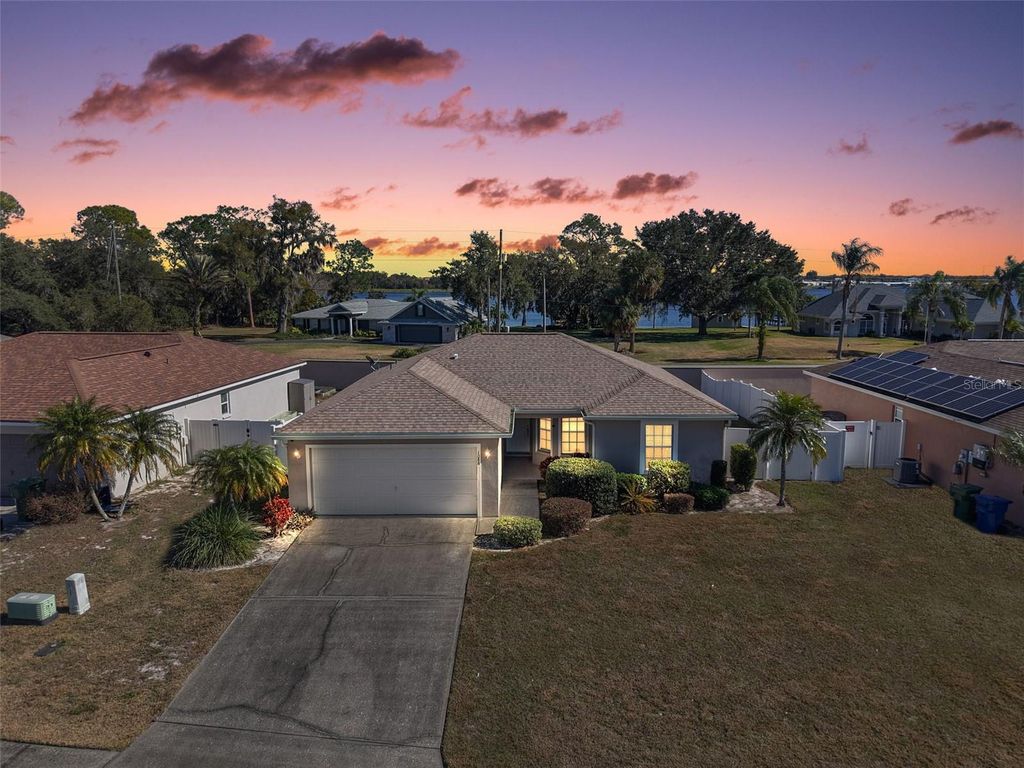 1088 BRENTON MANOR DRIVE, Winter Haven, FL 33881