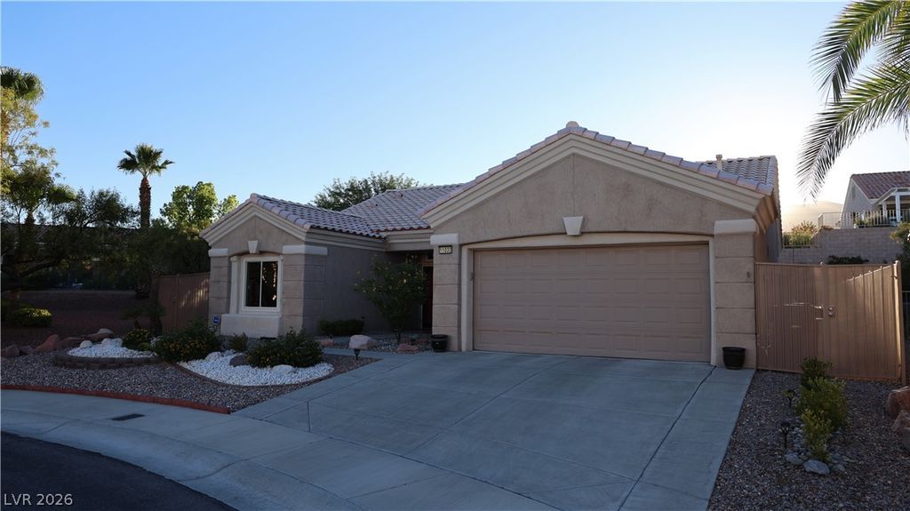 11032 Clarion Lane, Las Vegas, NV 89134 — photo 2
