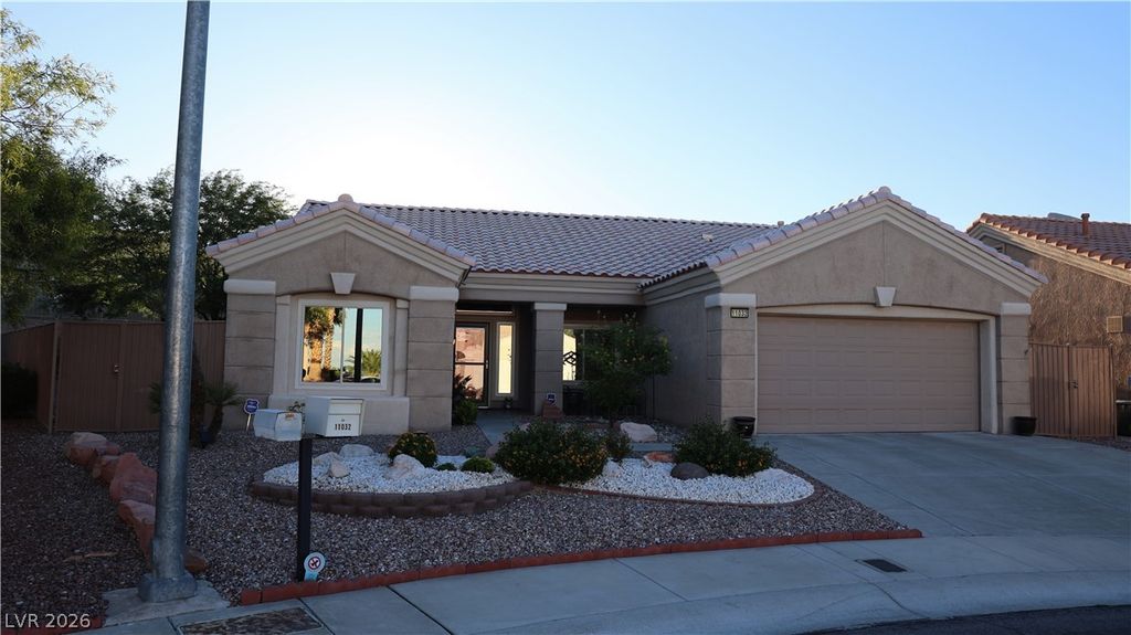 11032 Clarion Lane, Las Vegas, NV 89134 — photo 3