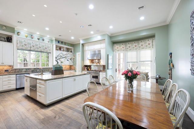 3653 Inverness Drive, Houston, TX 77019