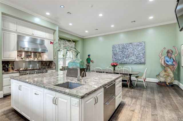 3653 Inverness Drive, Houston, TX 77019