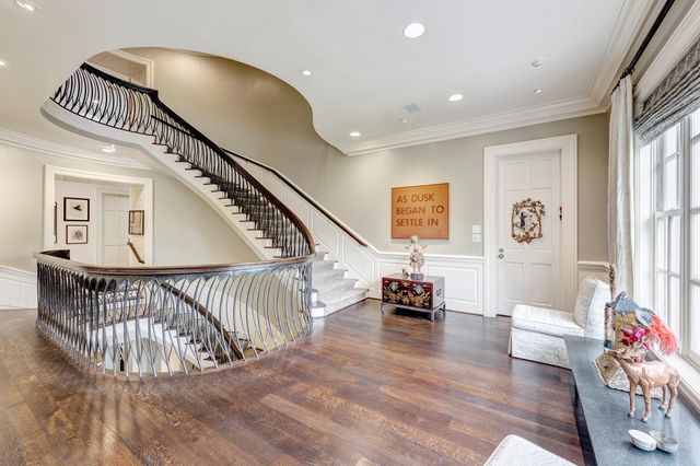 3653 Inverness Drive, Houston, TX 77019