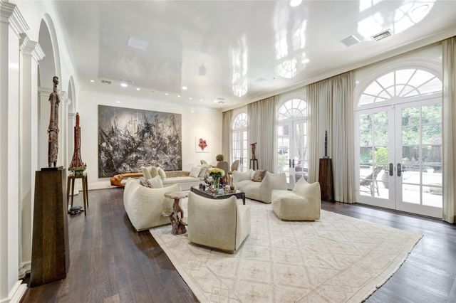 3653 Inverness Drive, Houston, TX 77019