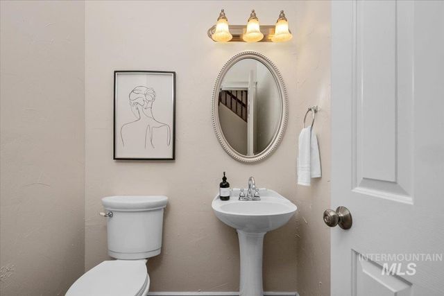 1075 N Purple Sage Way, Eagle, ID 83616