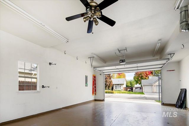 1075 N Purple Sage Way, Eagle, ID 83616