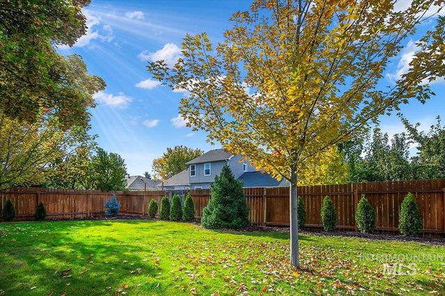 1075 N Purple Sage Way, Eagle, ID 83616