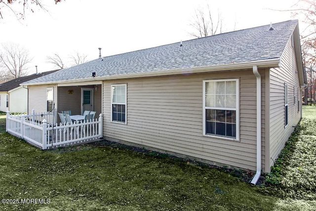 158 Morning Glory Lane, Whiting, NJ 08759