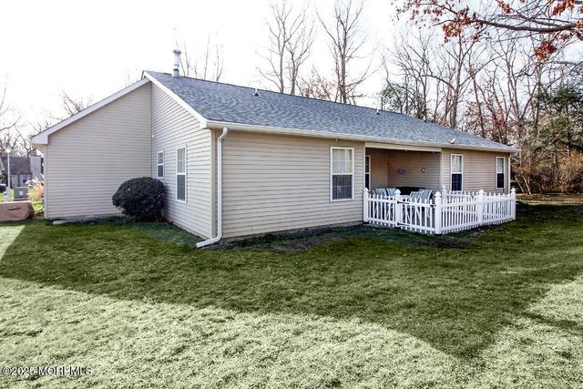 158 Morning Glory Lane, Whiting, NJ 08759