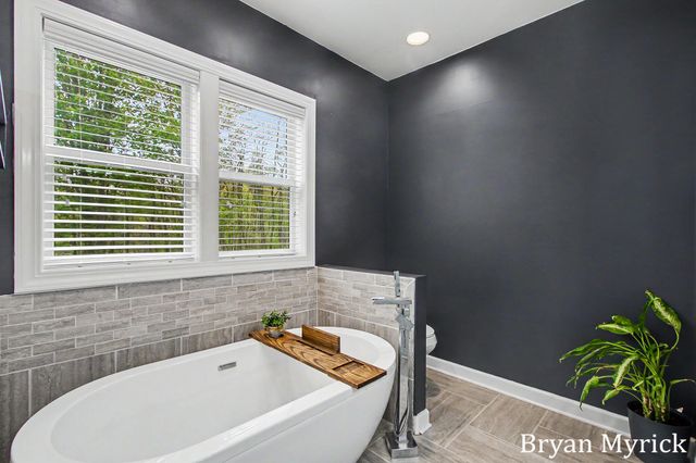 3355 Palmer Drive, Saugatuck Twp, MI 49453