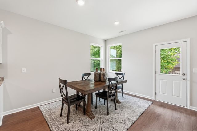 34 Aurora Cir, Fayetteville, TN 37334
