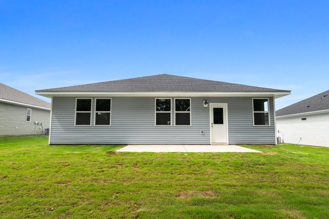 34 Aurora Cir, Fayetteville, TN 37334