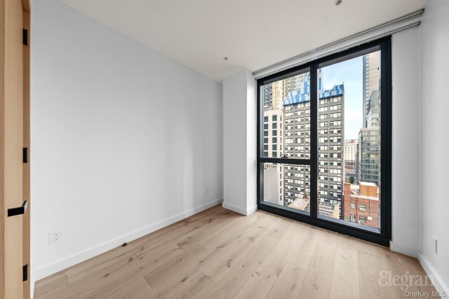 4262 Hunter Street 11A, Long Island City, NY 11101