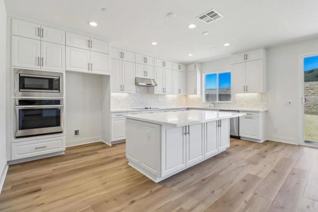 3467 Butler Place, Escondido, CA 92027