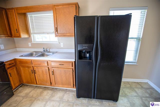 211 Bishop Lane, Elizabethtown, KY 42701